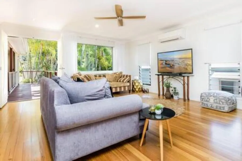 Holiday home Palm Breeze Hideaway 3 Bedroom - 1 Min To Shops Agnes Water